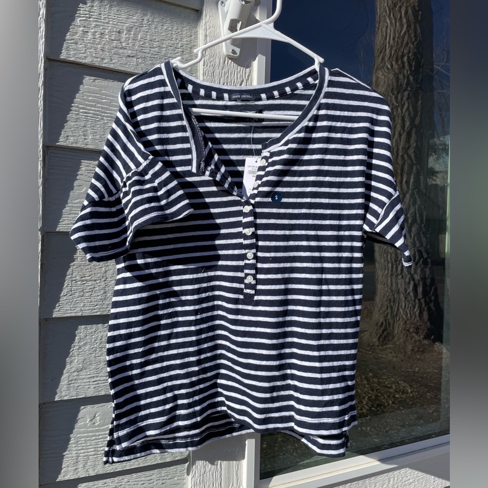 Abercrombie & Fitch Top NWT